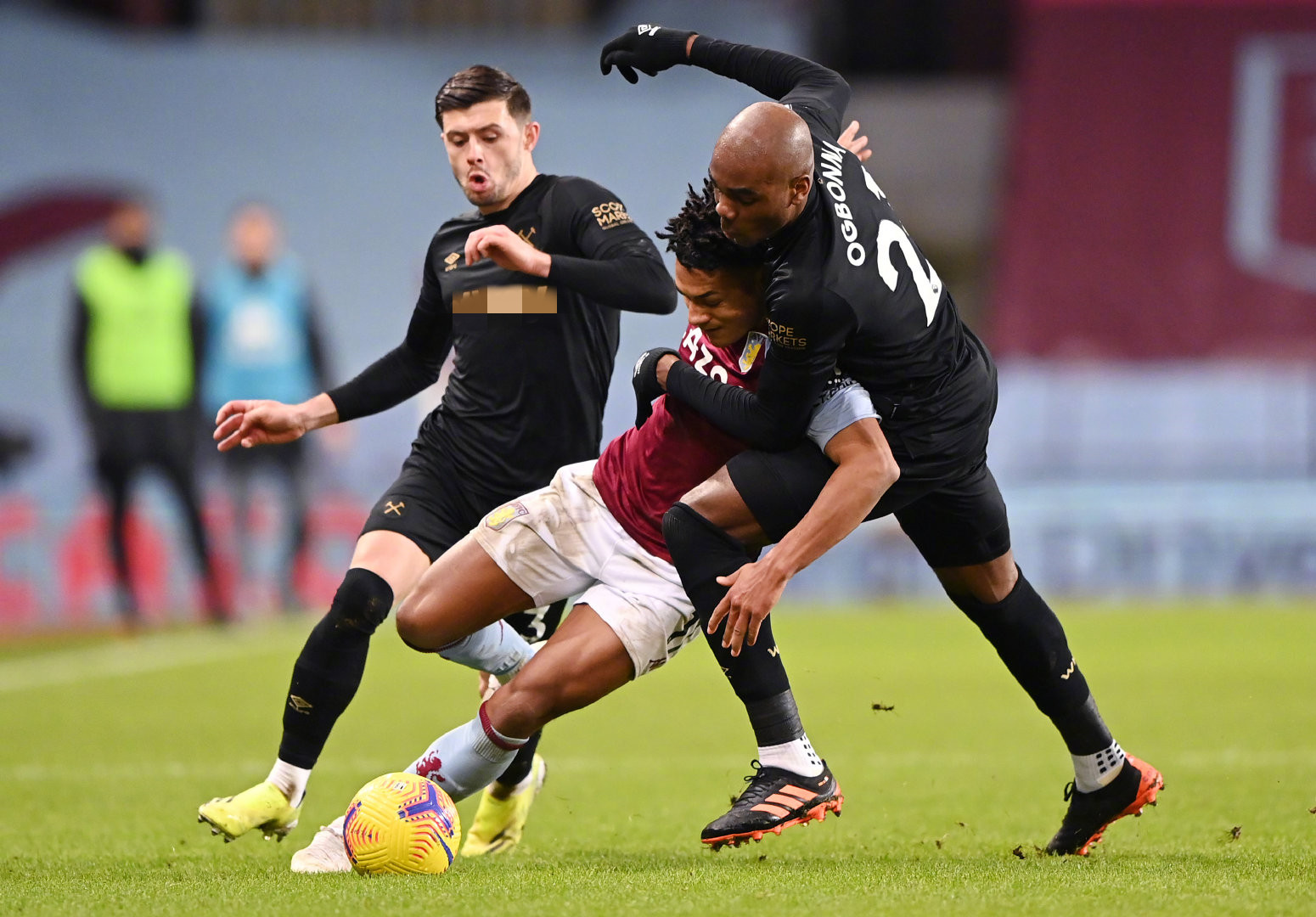 情碰撞到摩 情碰撞到摩